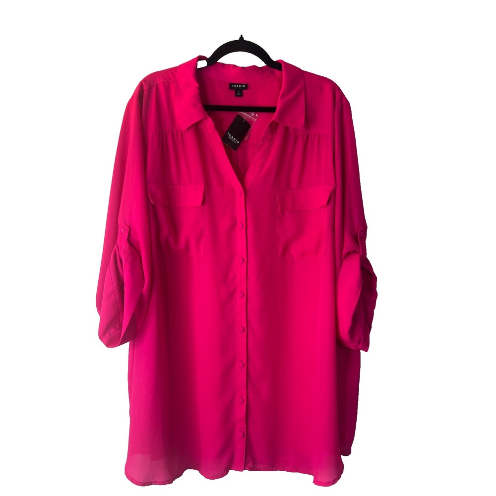 Torrid Madison Super Sonic Top Size 5X Fuchsia Button Front 3/4 Sleeve Blouse